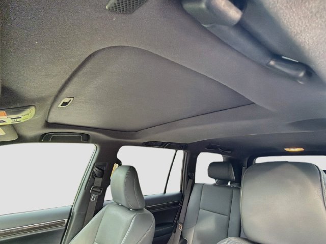 Used 2023 Lexus GX 460 Premium w/ Premium Package AWD/4WD image 26