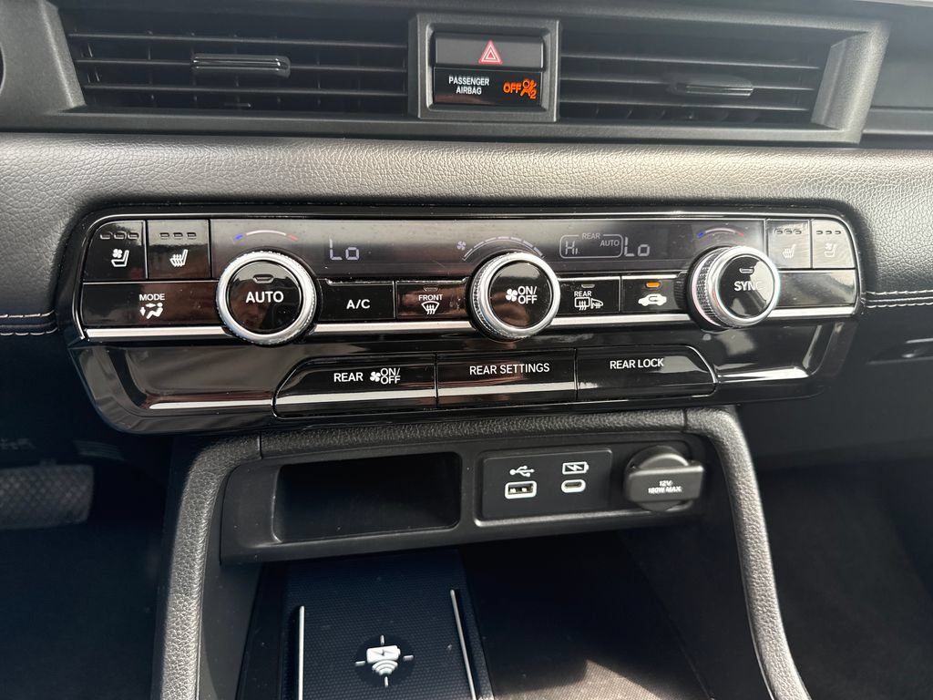 Used 2024 Honda Pilot Elite image 35
