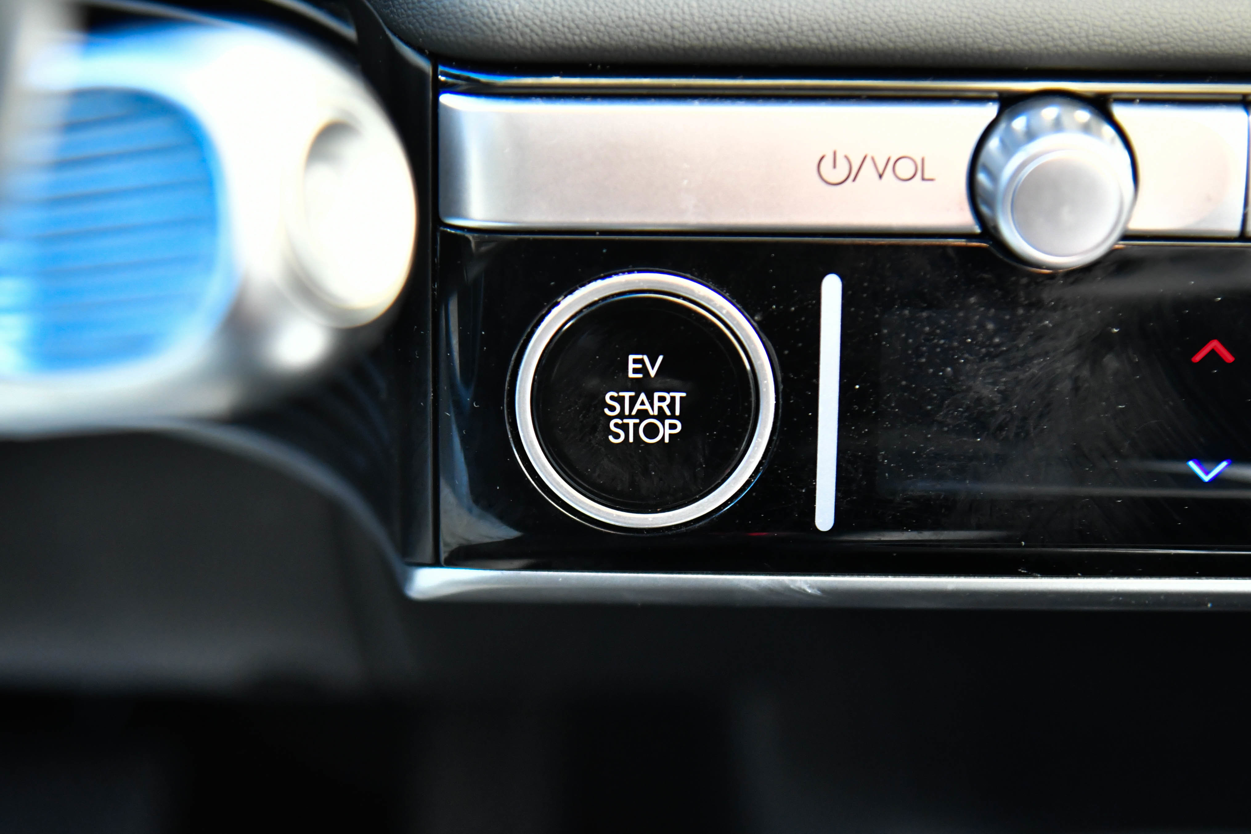 Used 2024 Hyundai Ioniq 5 SE image 28