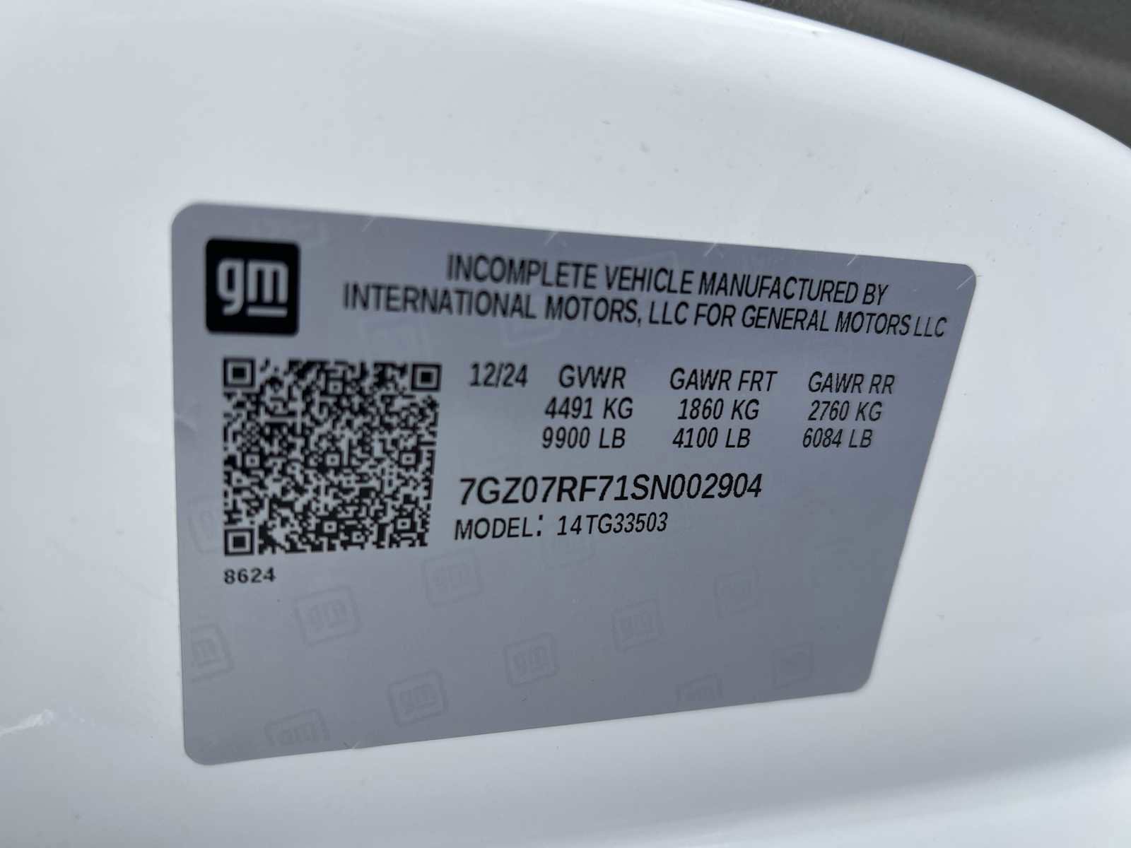 New 2025 GMC Savana 3500 w/ Power Convenience Package image 31