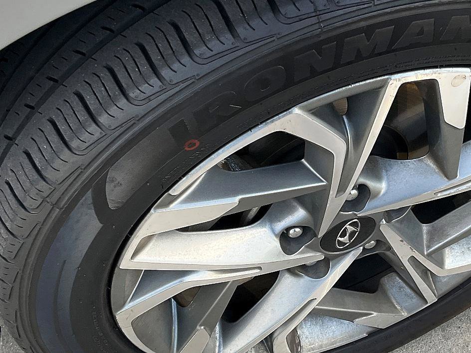 Used 2023 Hyundai Sonata SEL image 13