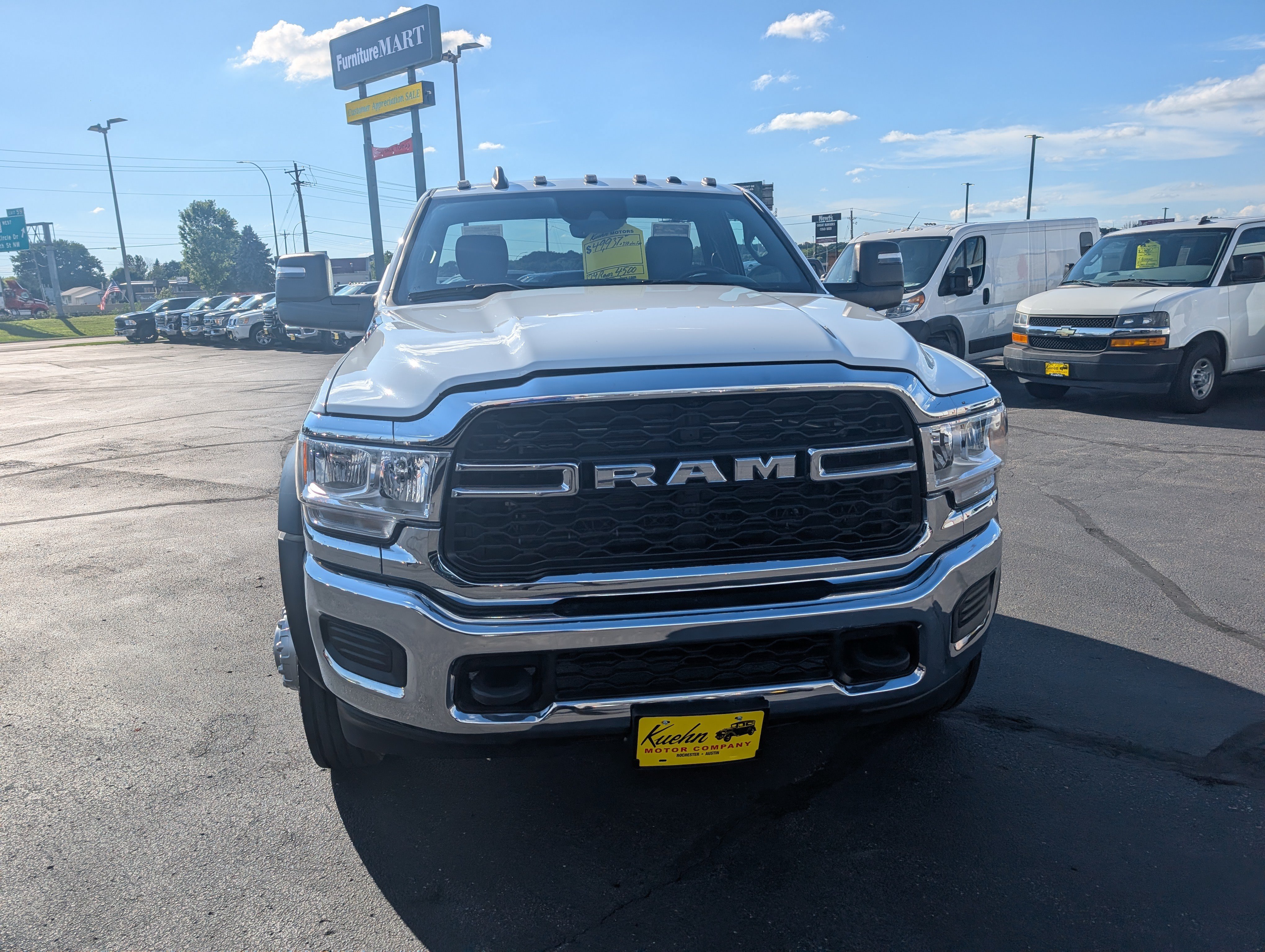 Used 2024 RAM 4500 Tradesman w/ Safety Group AWD/4WD image 3