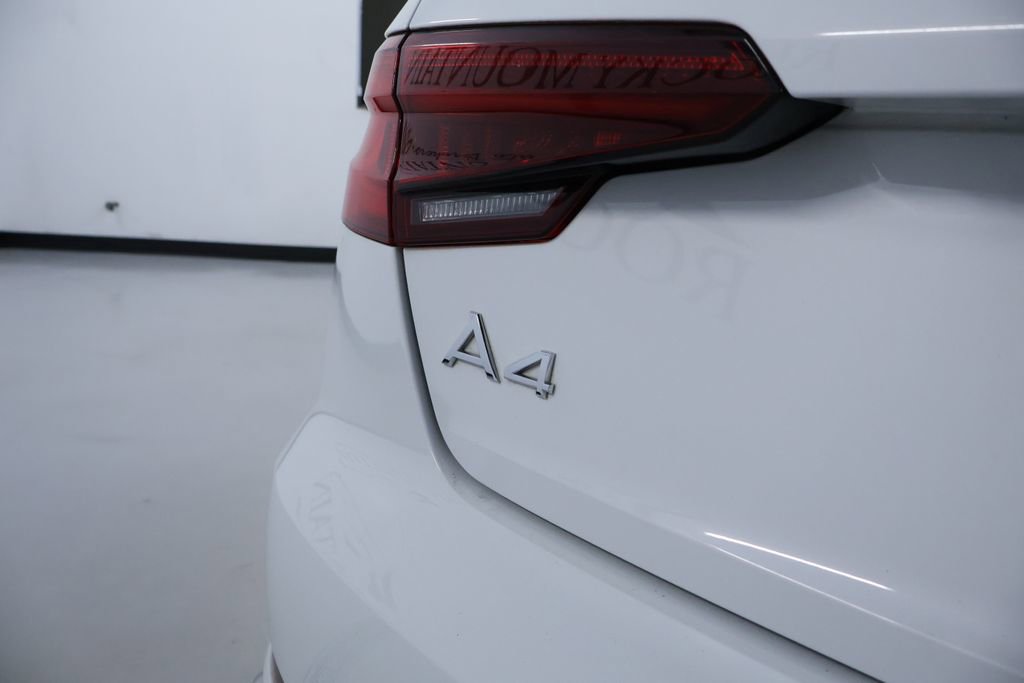 Used 2019 Audi A4 2.0T Premium w/ Convenience Package image 10