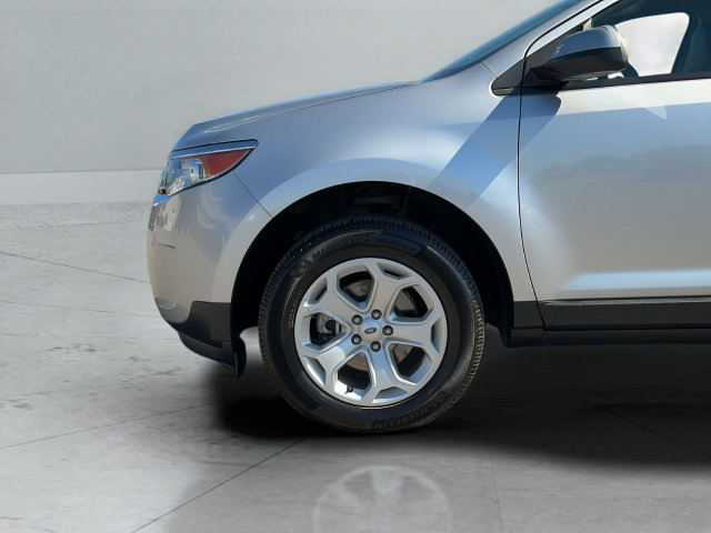 Used 2013 Ford Edge SEL FWD image 25