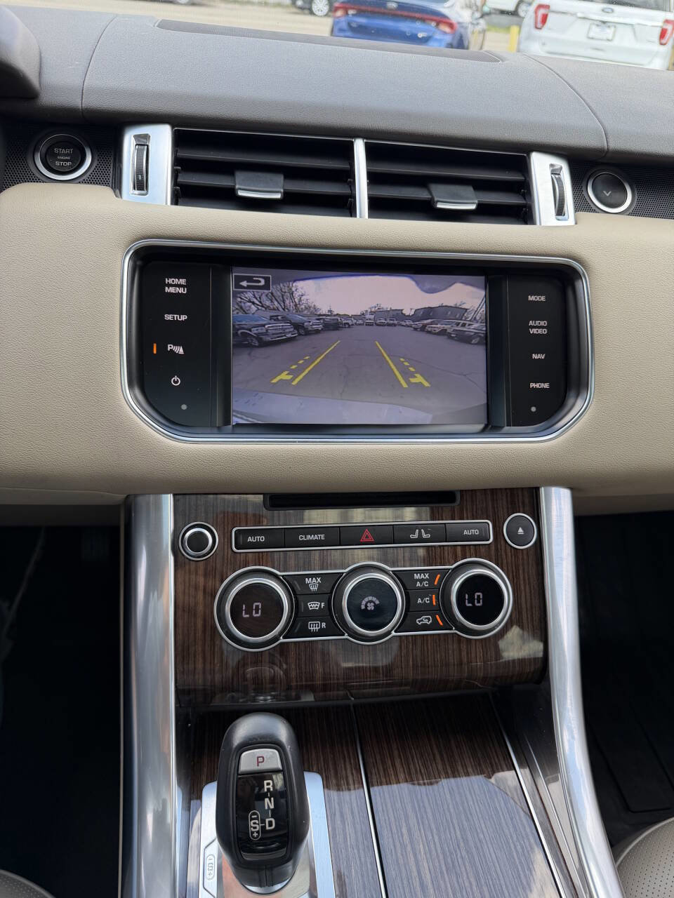 Used 2014 Land Rover Range Rover Sport HSE image 23