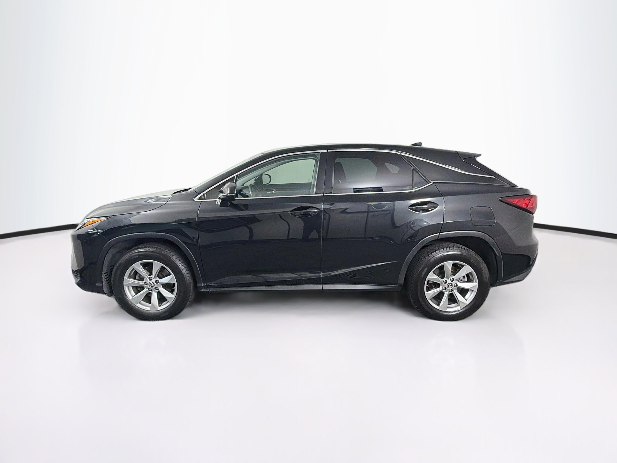 Used 2019 Lexus RX 350 FWD w/ Accessory Package image 4