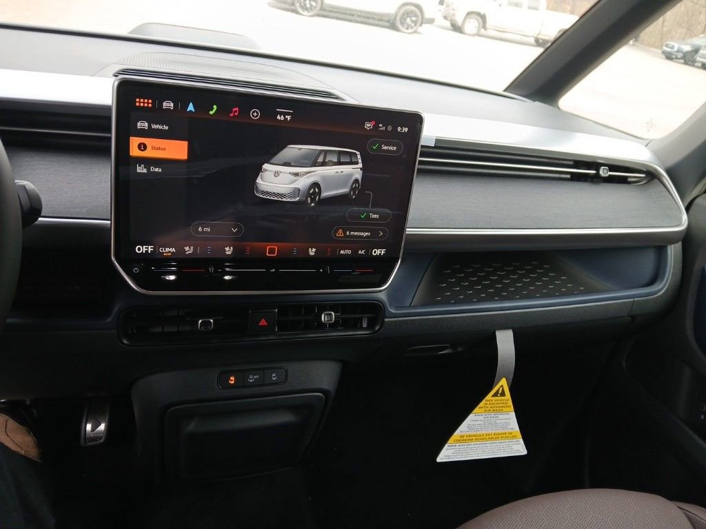 New 2025 Volkswagen ID. Buzz Pro S RWD image 17