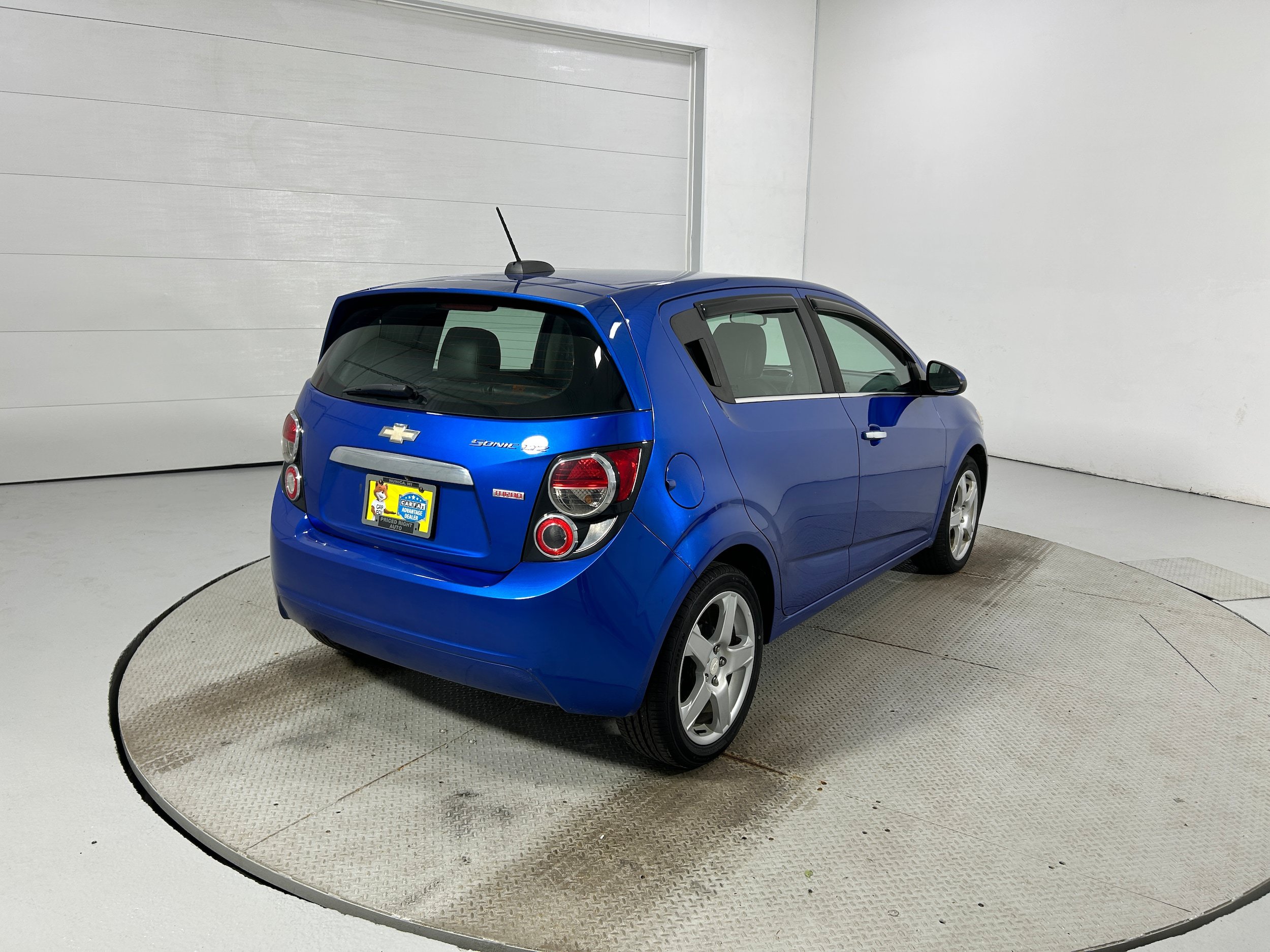 Used 2016 Chevrolet Sonic LTZ w/ Driver Confidence Package FWD image 29
