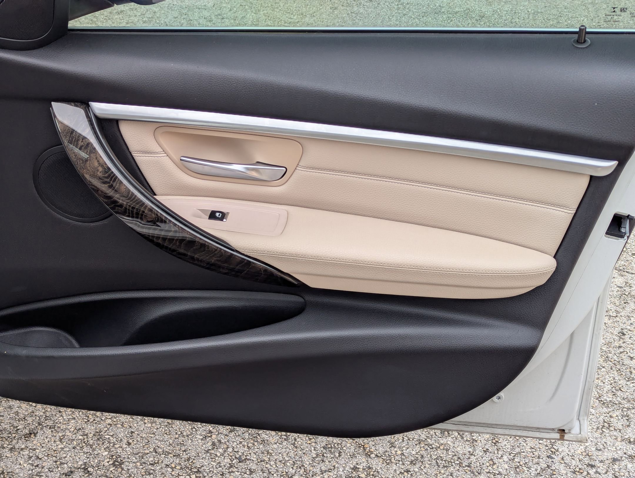 Used 2017 BMW 330i Sedan image 28