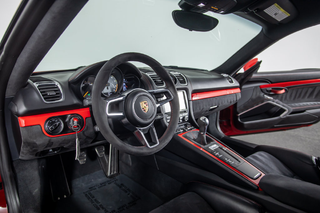 Used 2016 Porsche Cayman GT4 RWD image 5