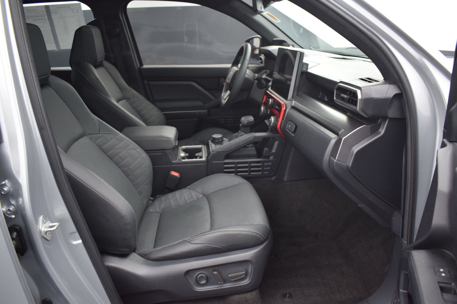 Used 2025 Toyota 4Runner TRD Sport Premium AWD/4WD image 10