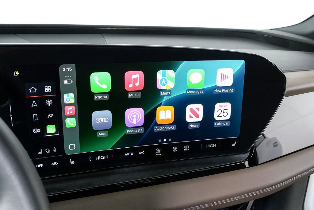 Certified 2025 Audi Q6 e-tron Premium image 15