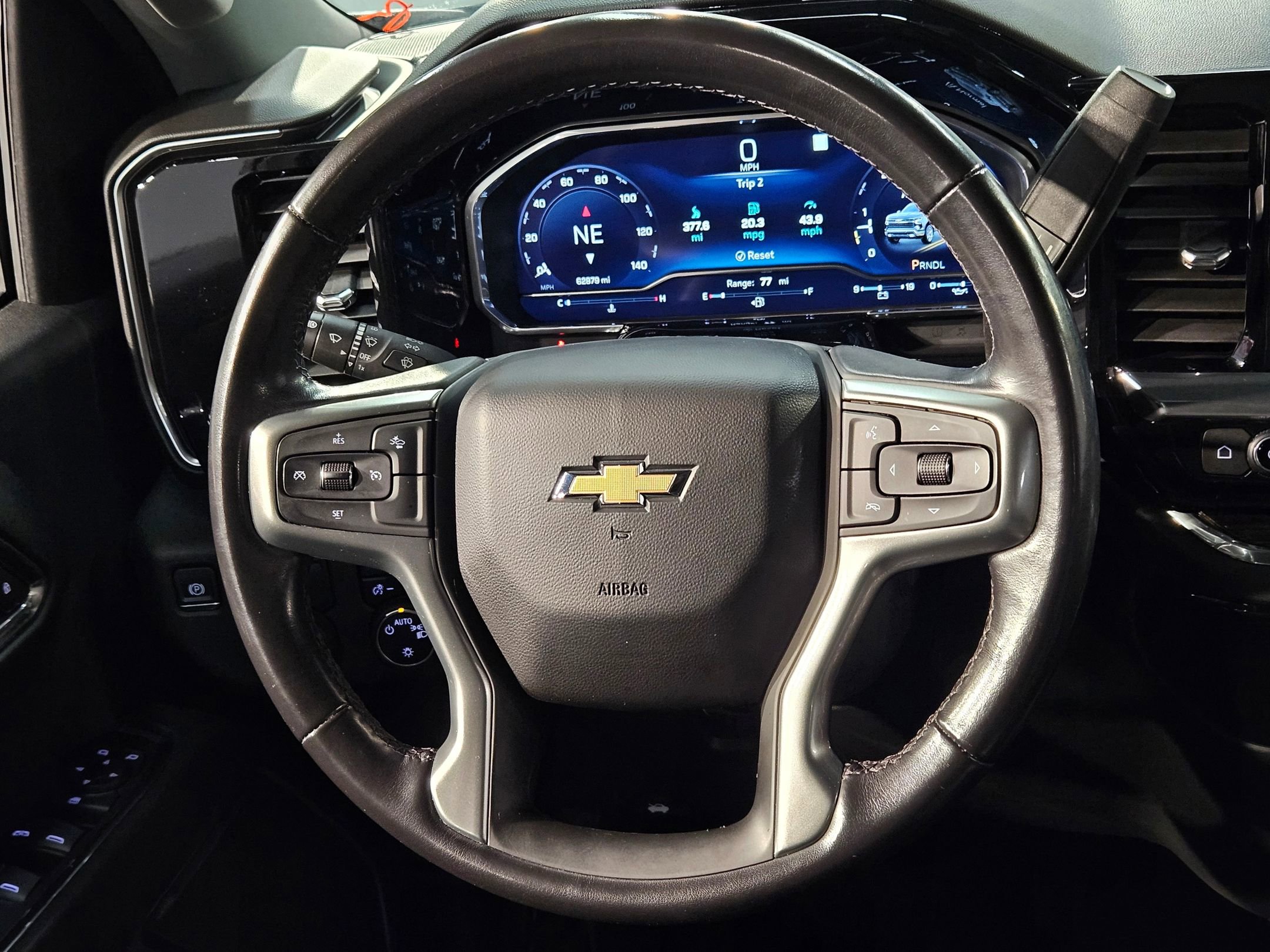 Used 2023 Chevrolet Silverado 1500 LT image 25