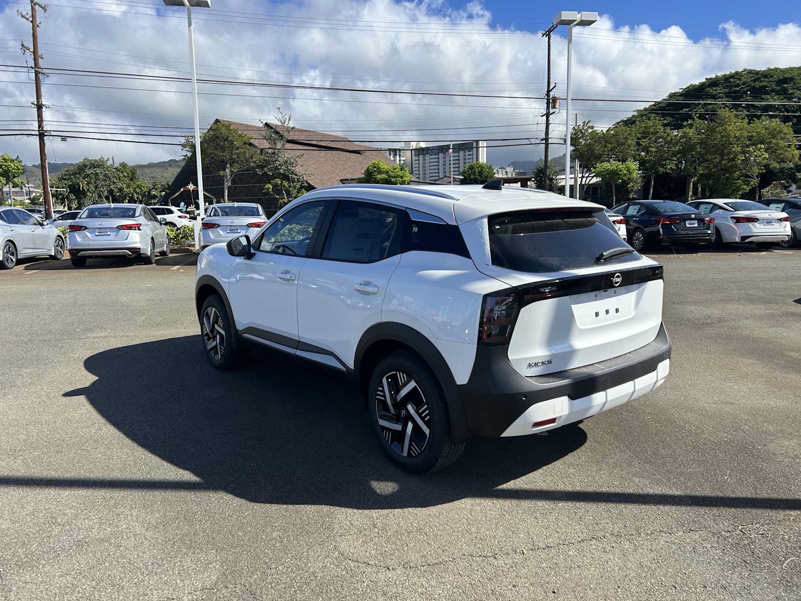New 2026 Nissan Kicks SV w/ SV Premium Package FWD image 4