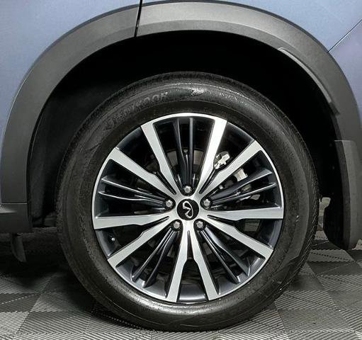 Certified 2025 INFINITI QX60 Sensory AWD/4WD image 10