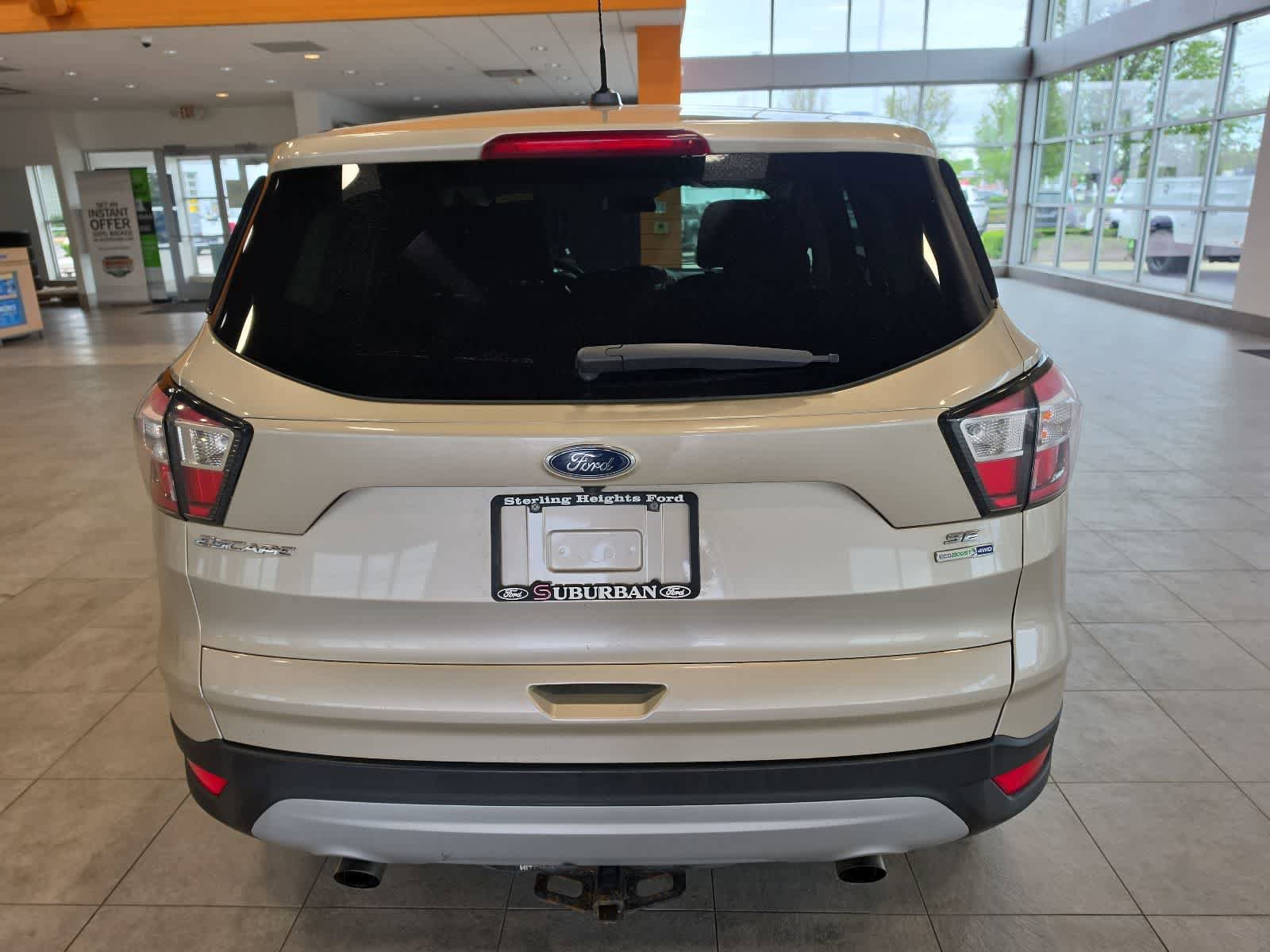 Used 2017 Ford Escape SE AWD/4WD image 9