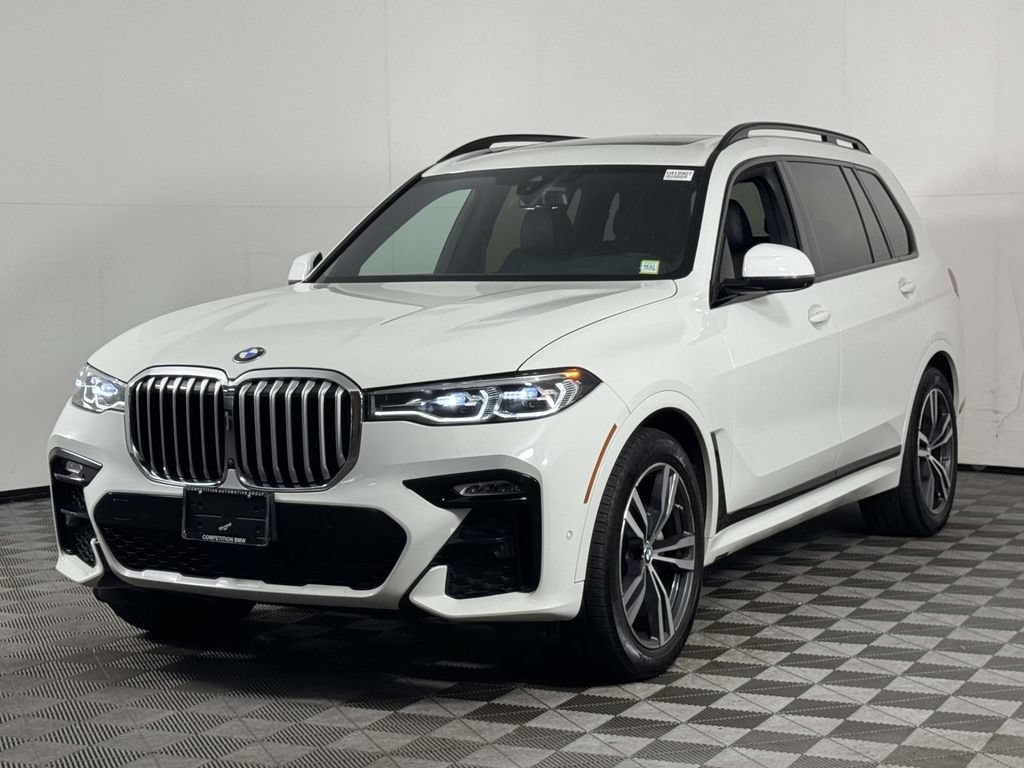 Used 2022 BMW X7 xDrive40i w/ M Sport Package AWD/4WD image 7