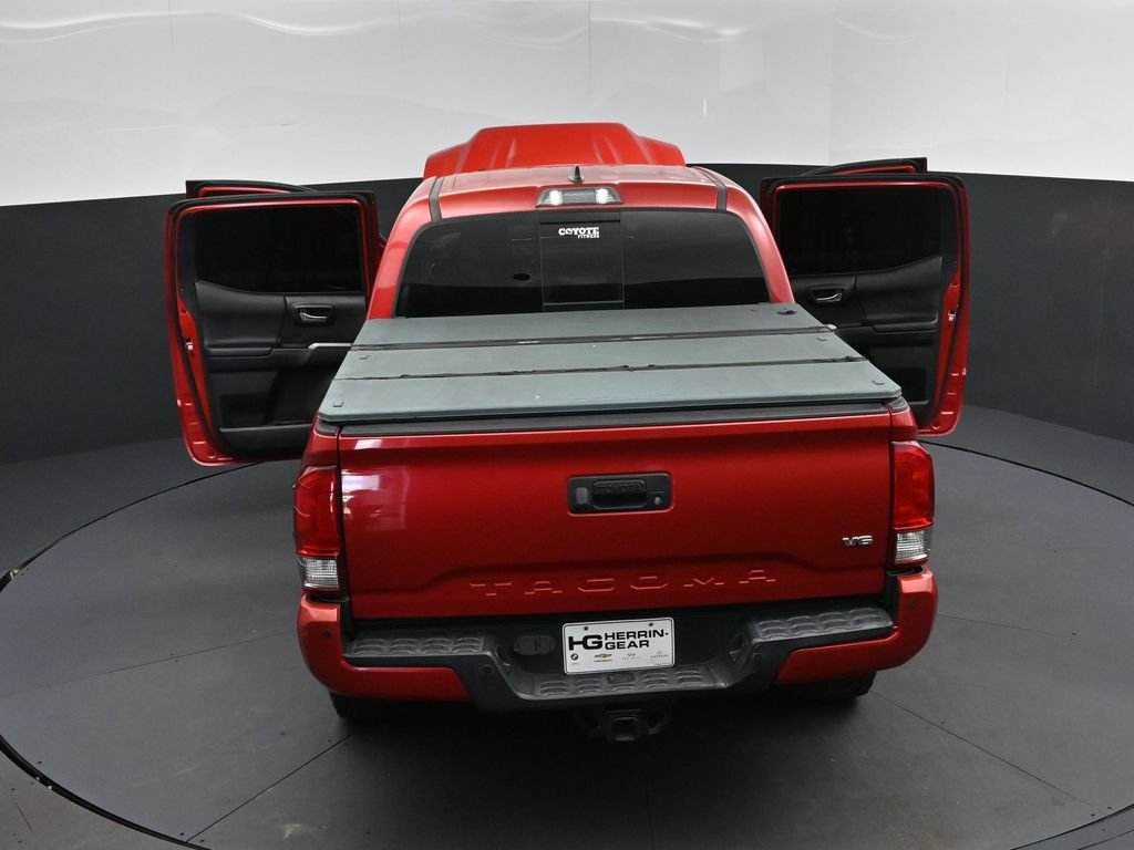 Used 2017 Toyota Tacoma TRD Sport w/ Premium & Technology Package AWD/4WD image 50