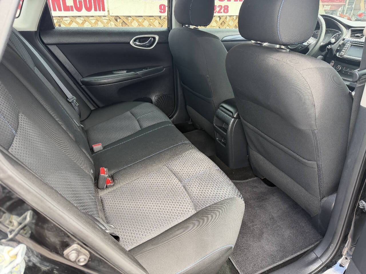 Used 2016 Nissan Sentra SR w/ Driver's Assist Package FWD image 10