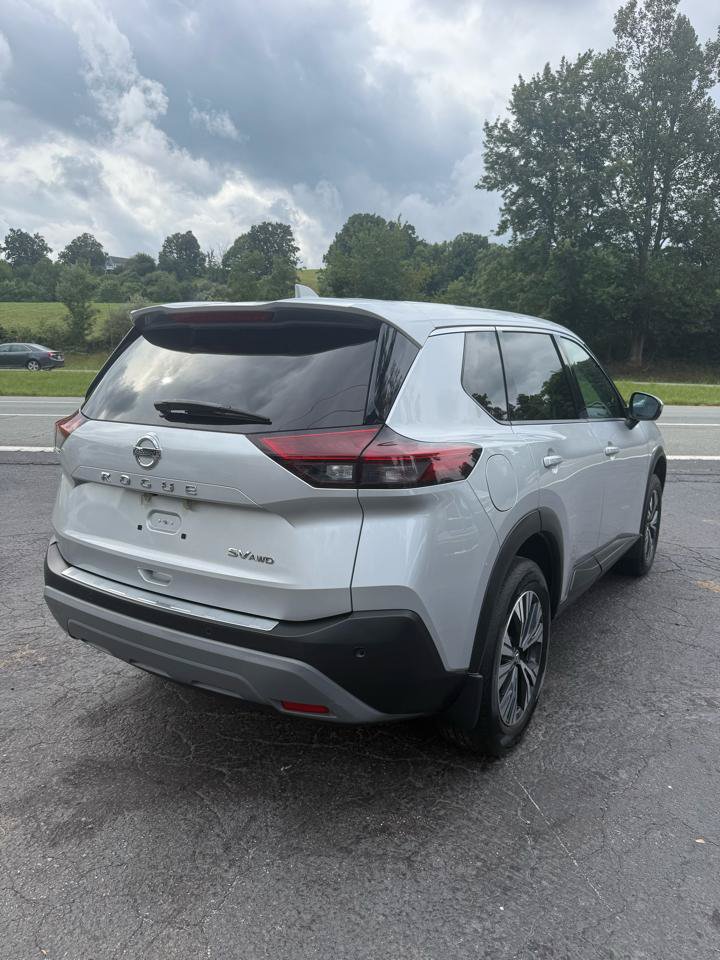 Used 2021 Nissan Rogue SV AWD/4WD image 7