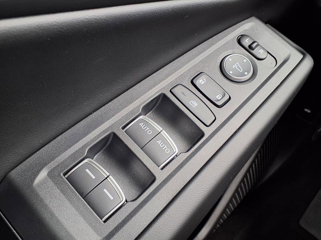 Certified 2025 Honda Accord SE image 10