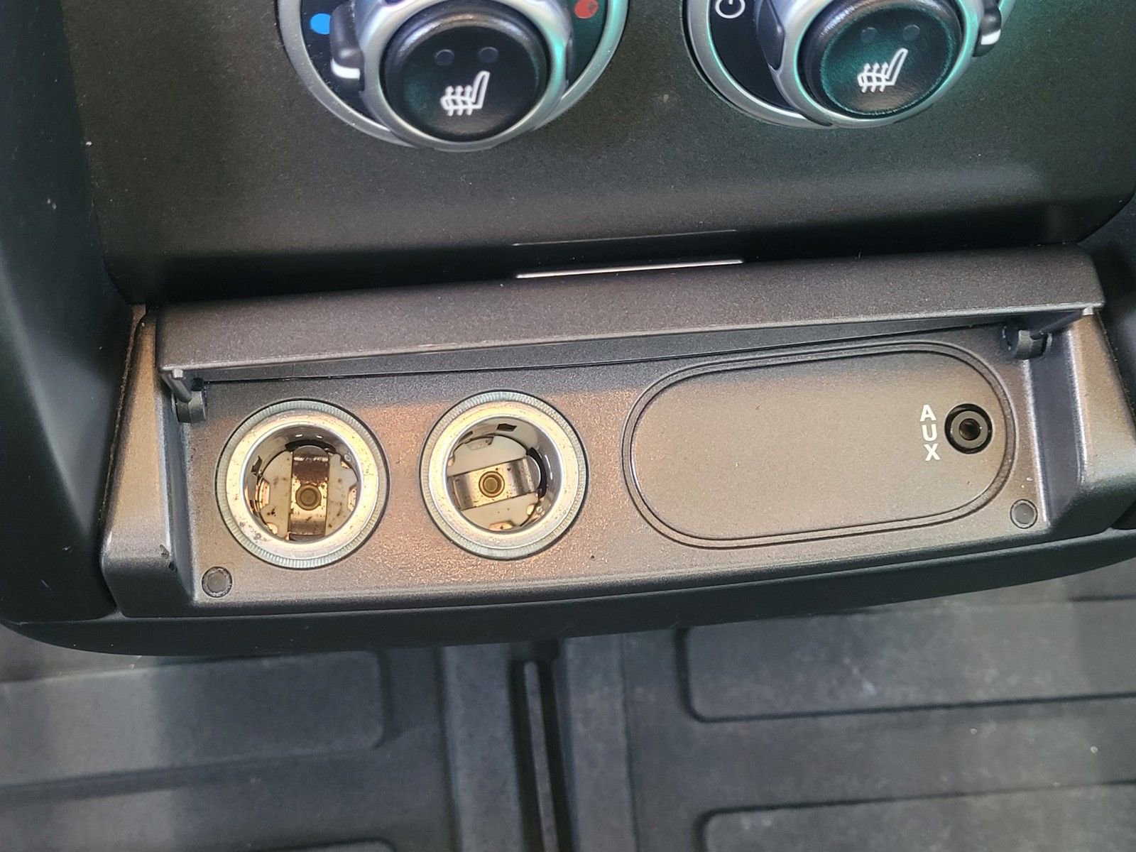 Used 2011 Land Rover Range Rover HSE LUX image 15