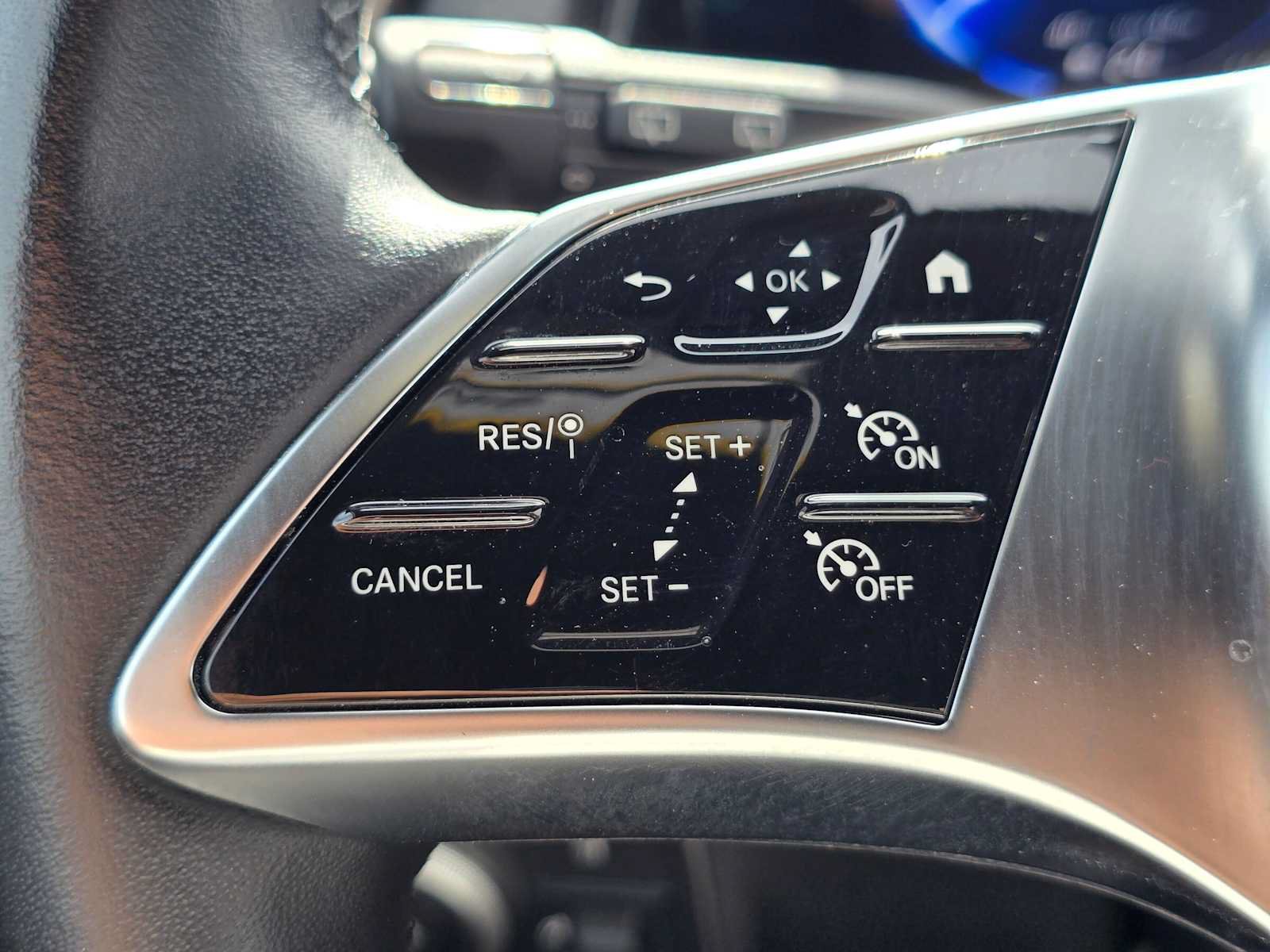 Used 2024 Mercedes-Benz EQB 250+ image 32