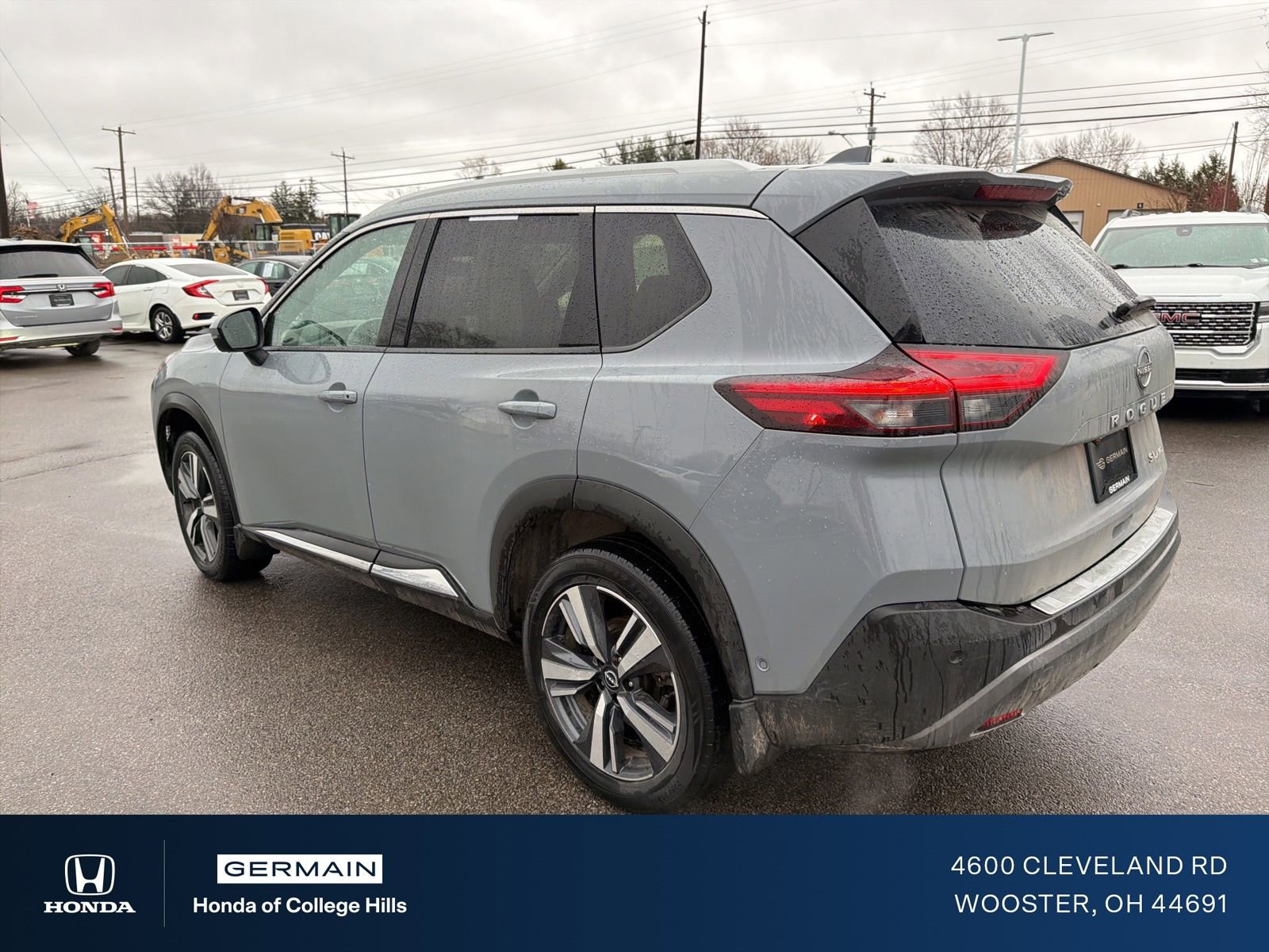 Used 2023 Nissan Rogue SL w/ SL Premium Package image 9