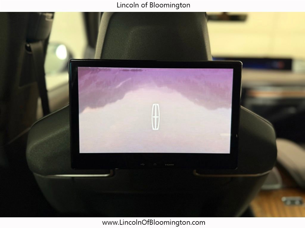 New 2025 Lincoln Navigator L Black Label image 53