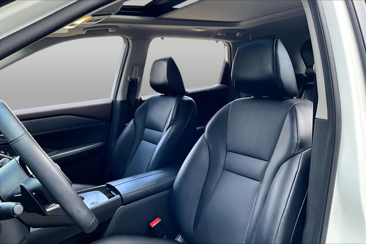 Used 2023 Nissan Rogue SV w/ SV Premium B Package FWD image 8