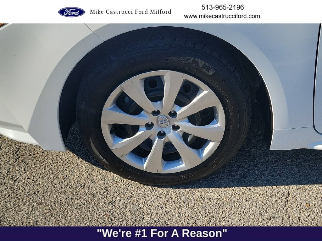 Used 2020 Toyota Corolla LE FWD image 9