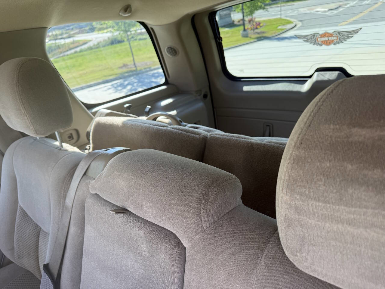 Used 2004 Chevrolet Tahoe LS w/ Cargo Package image 12