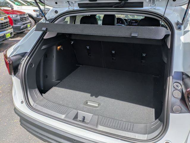 New 2026 Chevrolet Trax LT FWD image 26