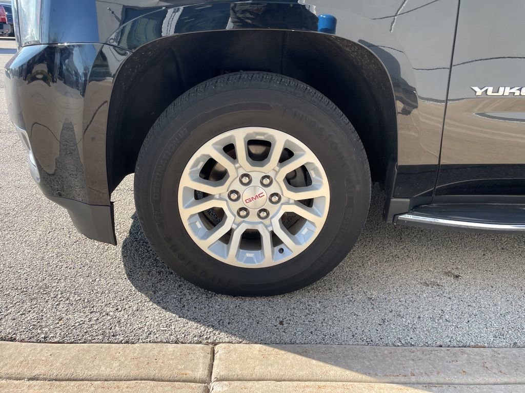 Used 2018 GMC Yukon XL SLT w/ Open Road Package AWD/4WD image 19