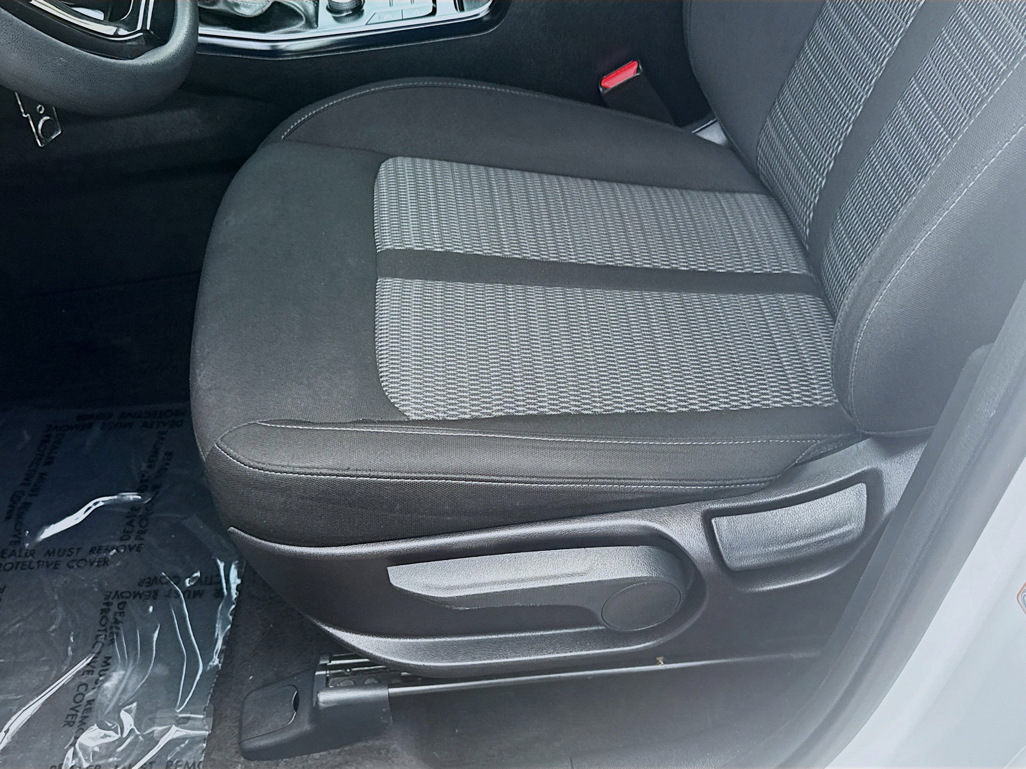 Used 2021 Kia Sorento LX FWD image 17