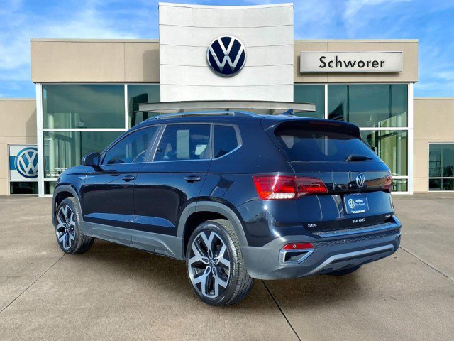 Certified 2023 Volkswagen Taos SEL image 2