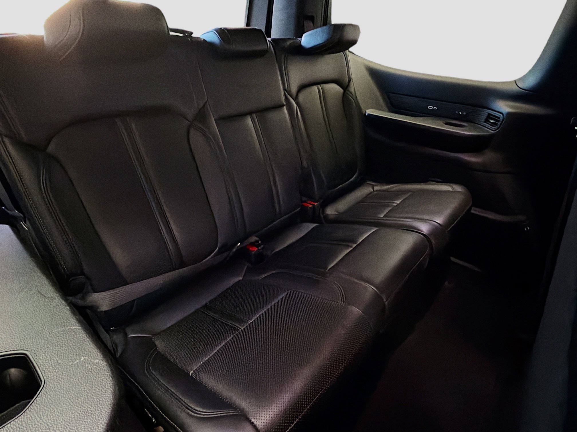 Used 2024 Jeep Wagoneer Series III image 14