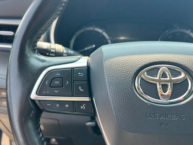 Used 2020 Toyota Highlander Platinum AWD/4WD image 22