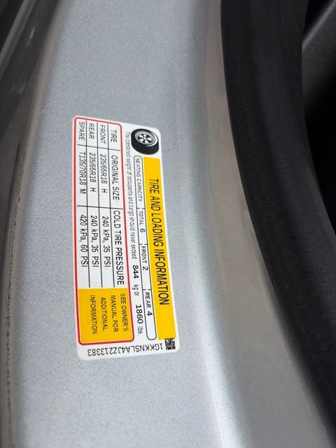 Used 2018 GMC Acadia SLE AWD/4WD image 35