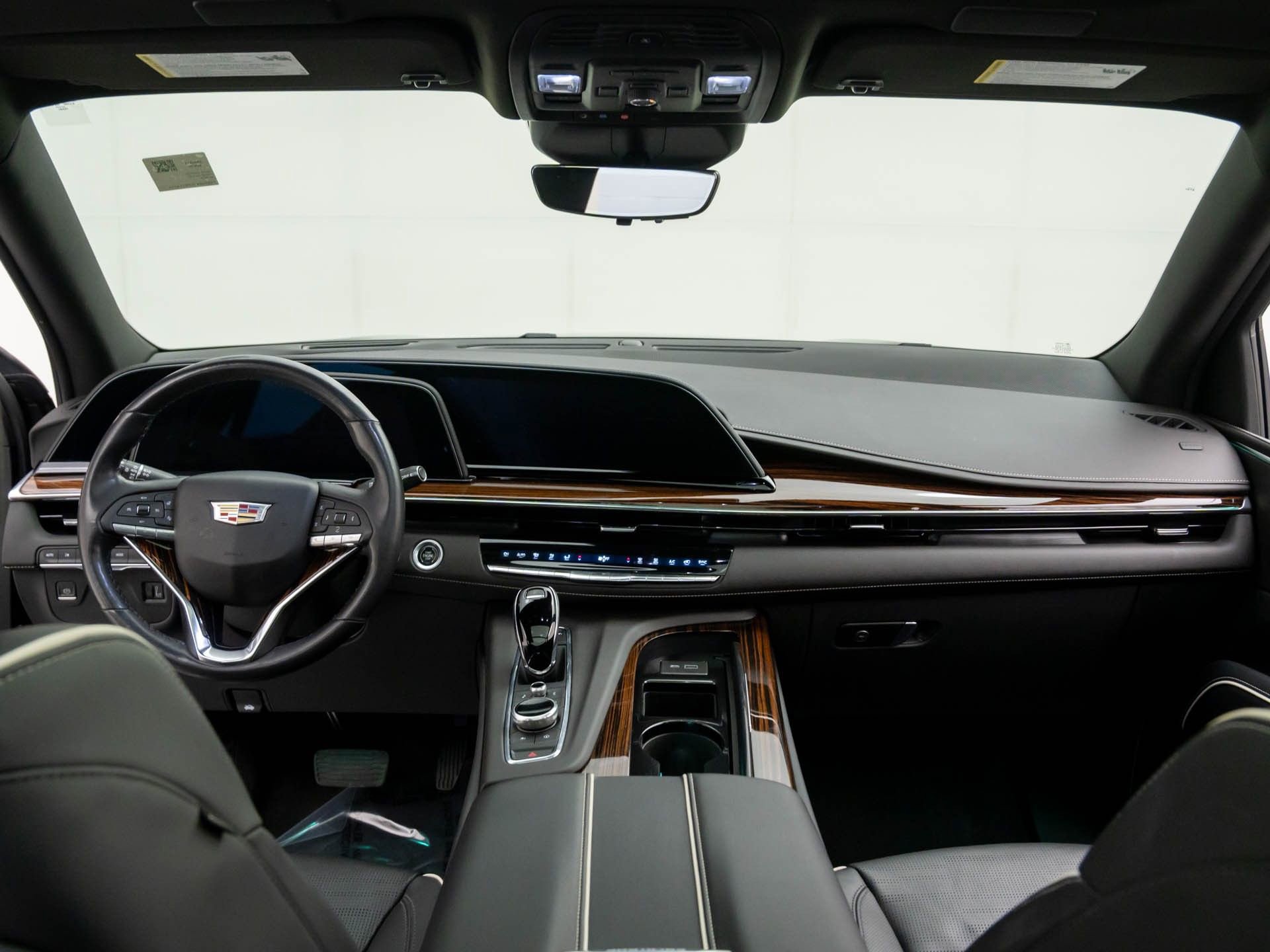 Certified 2023 Cadillac Escalade ESV Premium Luxury image 12