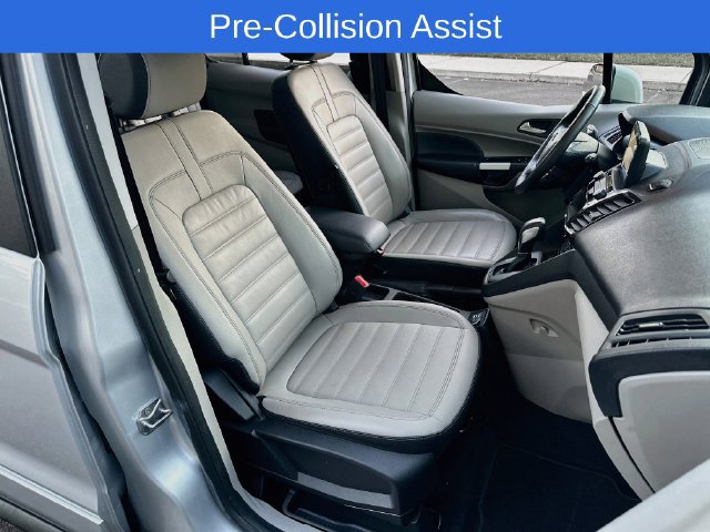 Certified 2019 Ford Transit Connect Titanium w/ Titanium Premium Package FWD image 9