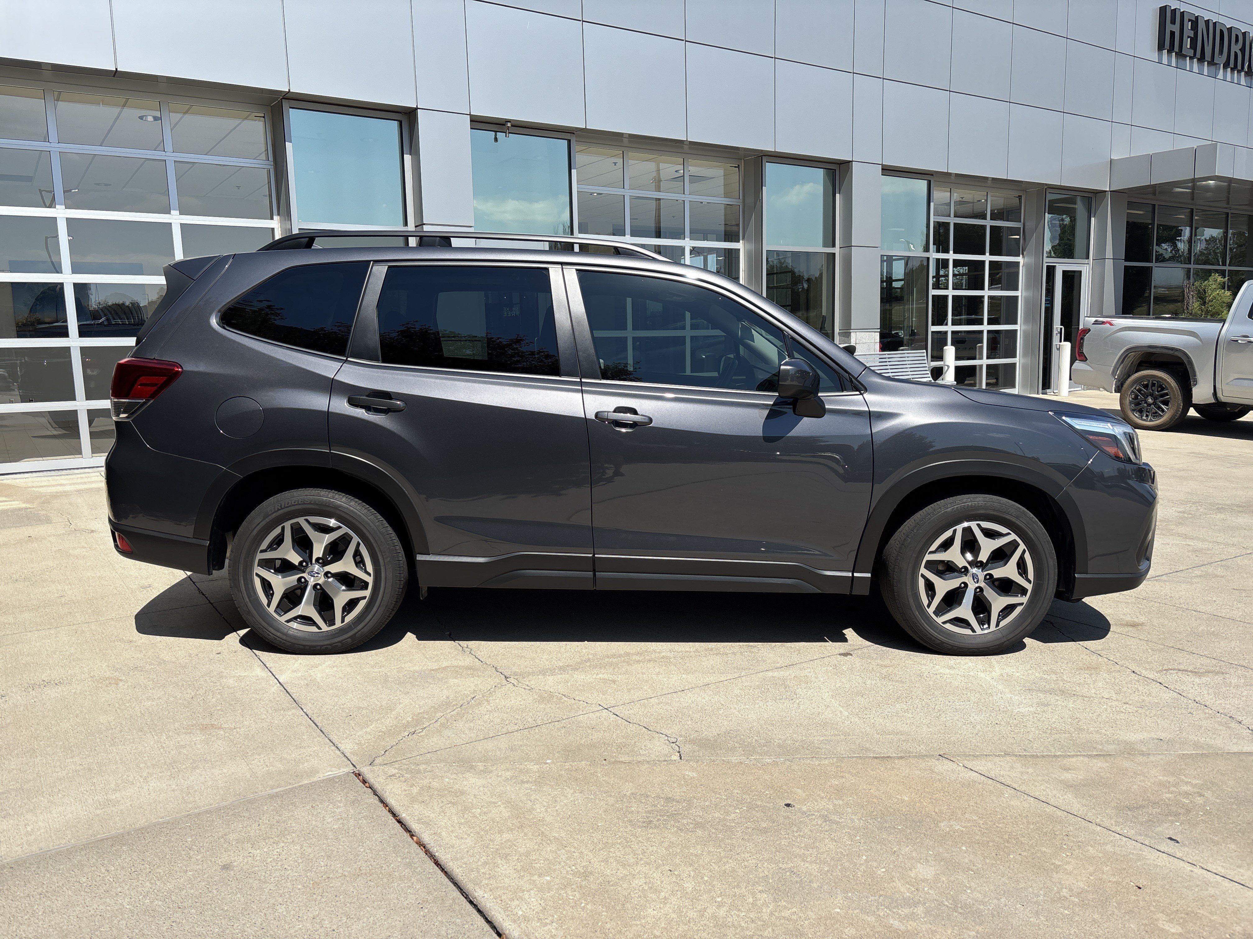 Used 2021 Subaru Forester Premium w/ Popular Package #1 AWD/4WD image 10