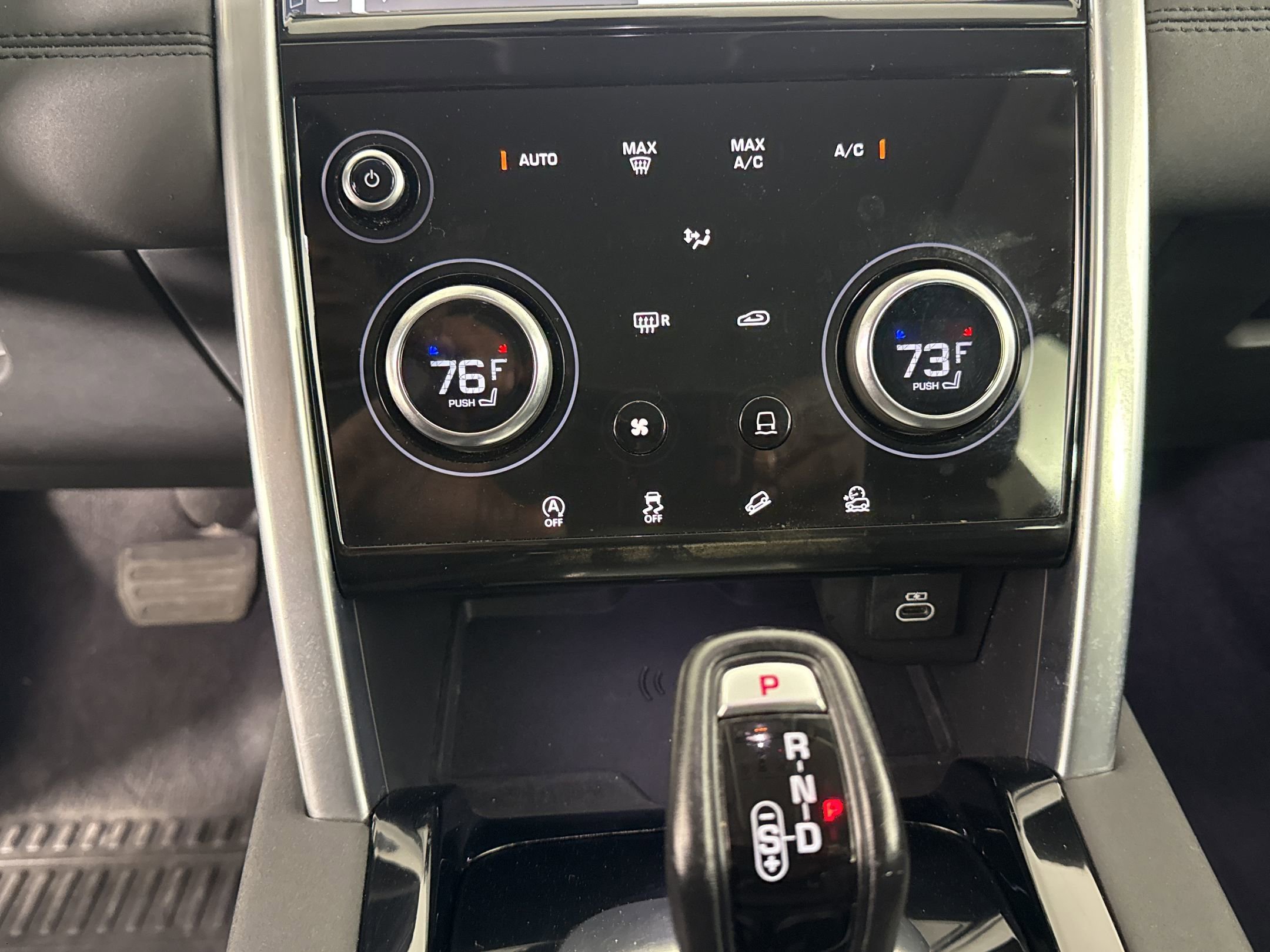 Used 2022 Land Rover Discovery Sport S image 14