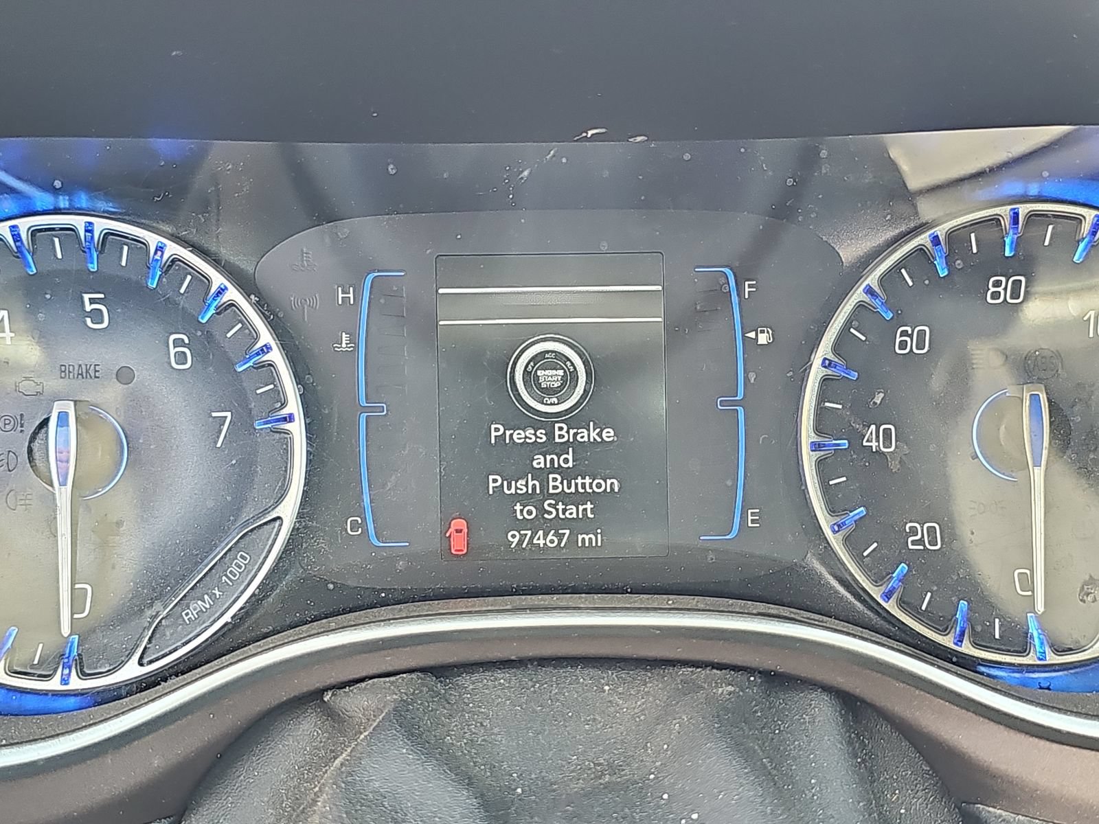 Used 2019 Chrysler Pacifica LX w/ Tire & Wheel Group FWD image 18