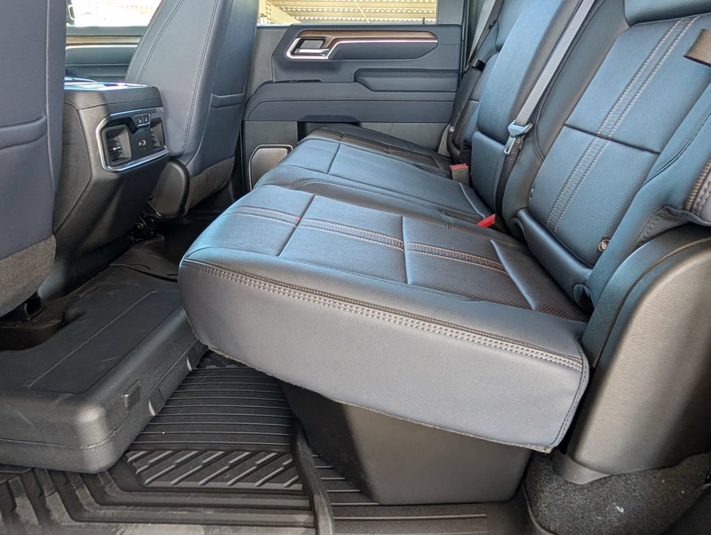 New 2026 Chevrolet Silverado 3500 High Country w/ High Country Premium Package AWD/4WD image 7