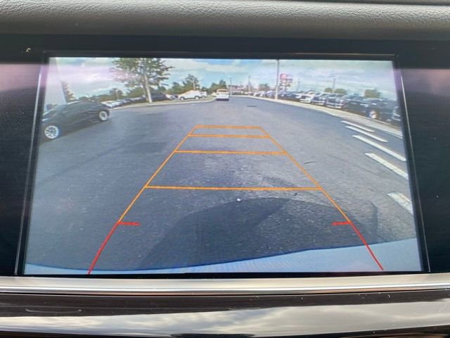 Used 2017 Cadillac XT5 Luxury w/ Driver Awareness Package image 22