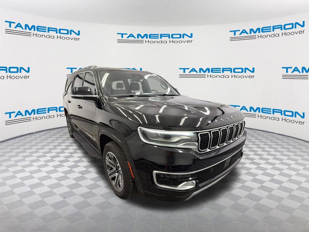 Used 2024 Jeep Wagoneer L Series II RWD image 7