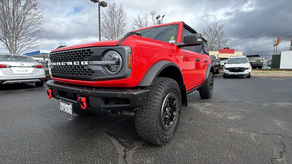 Used 2021 Ford Bronco Badlands image 9