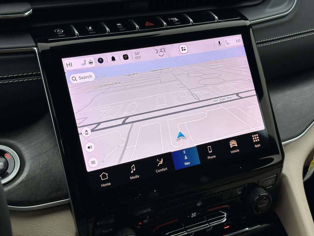 Used 2024 Jeep Grand Cherokee Limited image 24