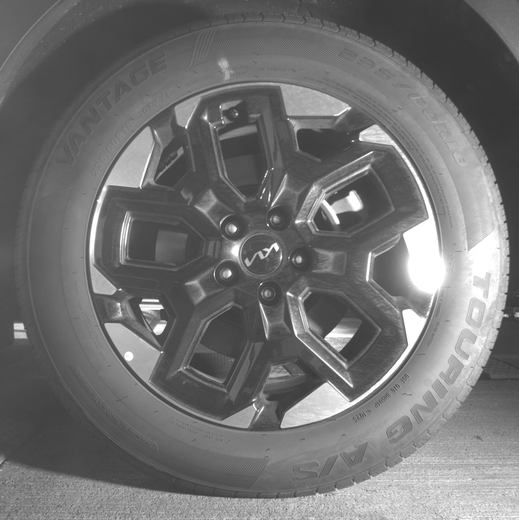 Used 2024 Kia Sorento S image 14